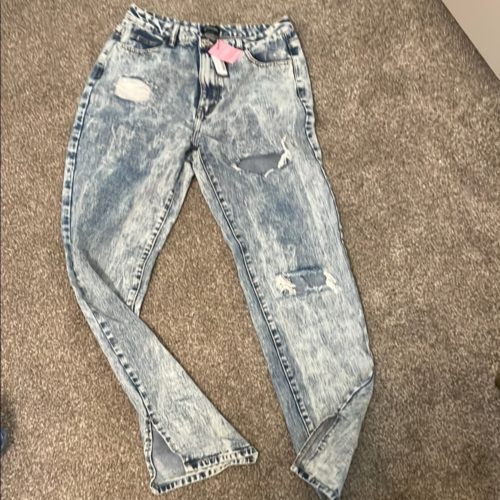 NWT- Pretty Little Thing Jeans